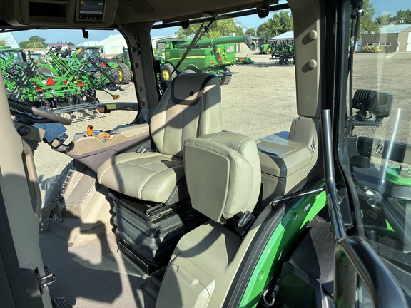 2024 John Deere 9RT 590 - Photo25
