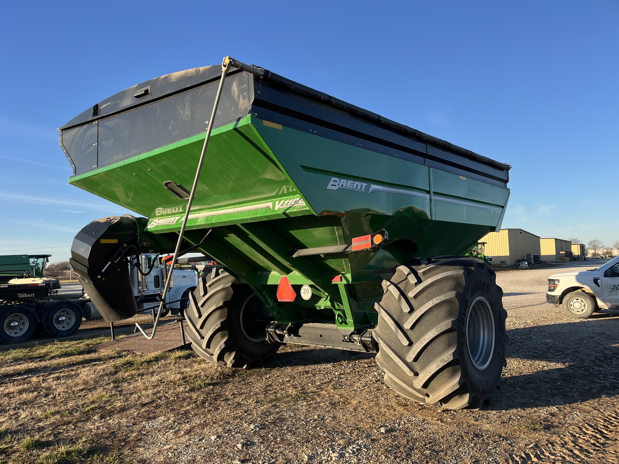  2024 Brent V1100 at Heritage Tractor in Nevada, MO