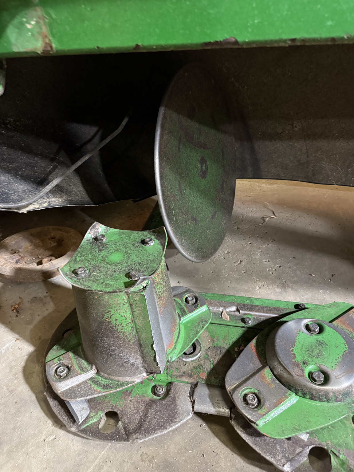 2023 John Deere R200 Image 5