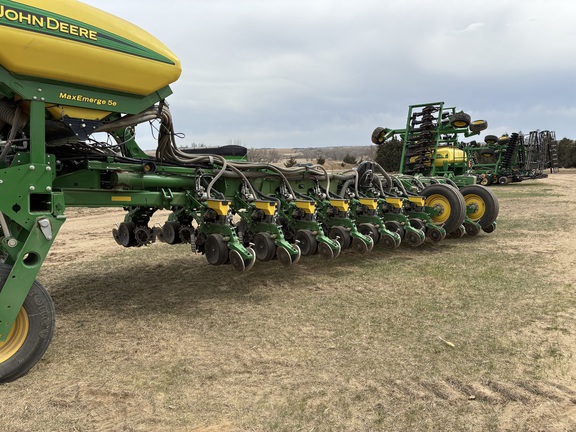 2019 John Deere 1775NT (6th thumbnail)