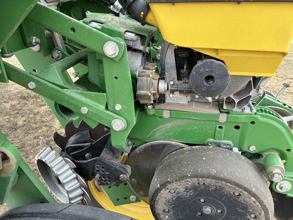 2019 John Deere 1775NT (13th thumbnail)