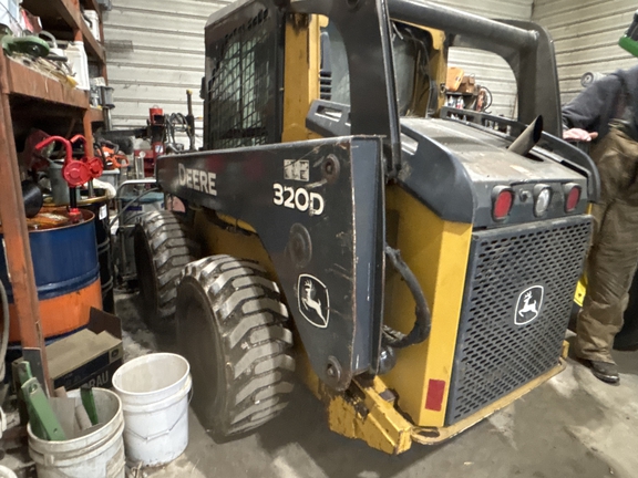 Used 2013 John Deere 320D Skid Steer Loaders at Koenig Equipment in Anna, OH - Photo2