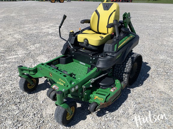 Photo of 2022 John Deere Z930R