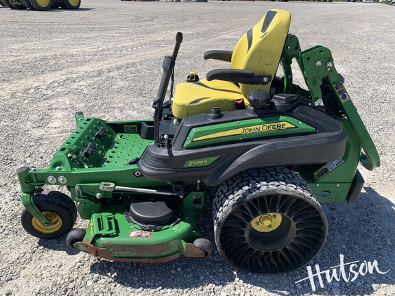 Photo of 2022 John Deere Z930R