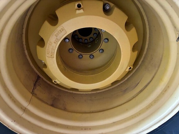 2011 John Deere 9530 (5th thumbnail)