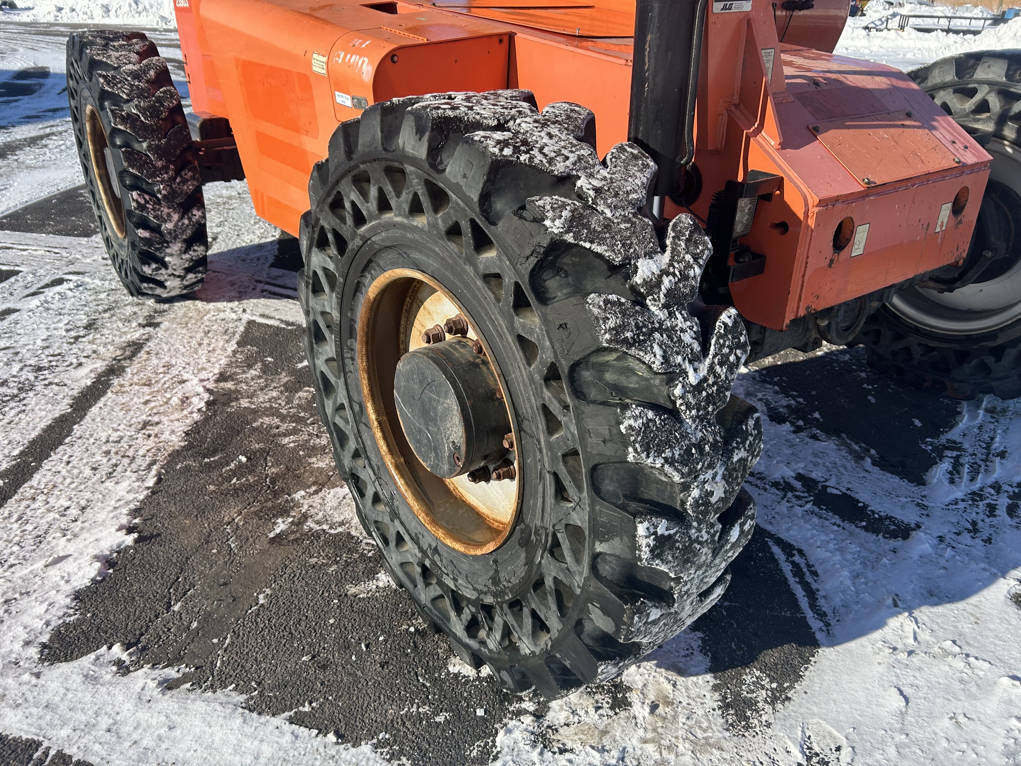 2016 Skytrak 6042 Image 7