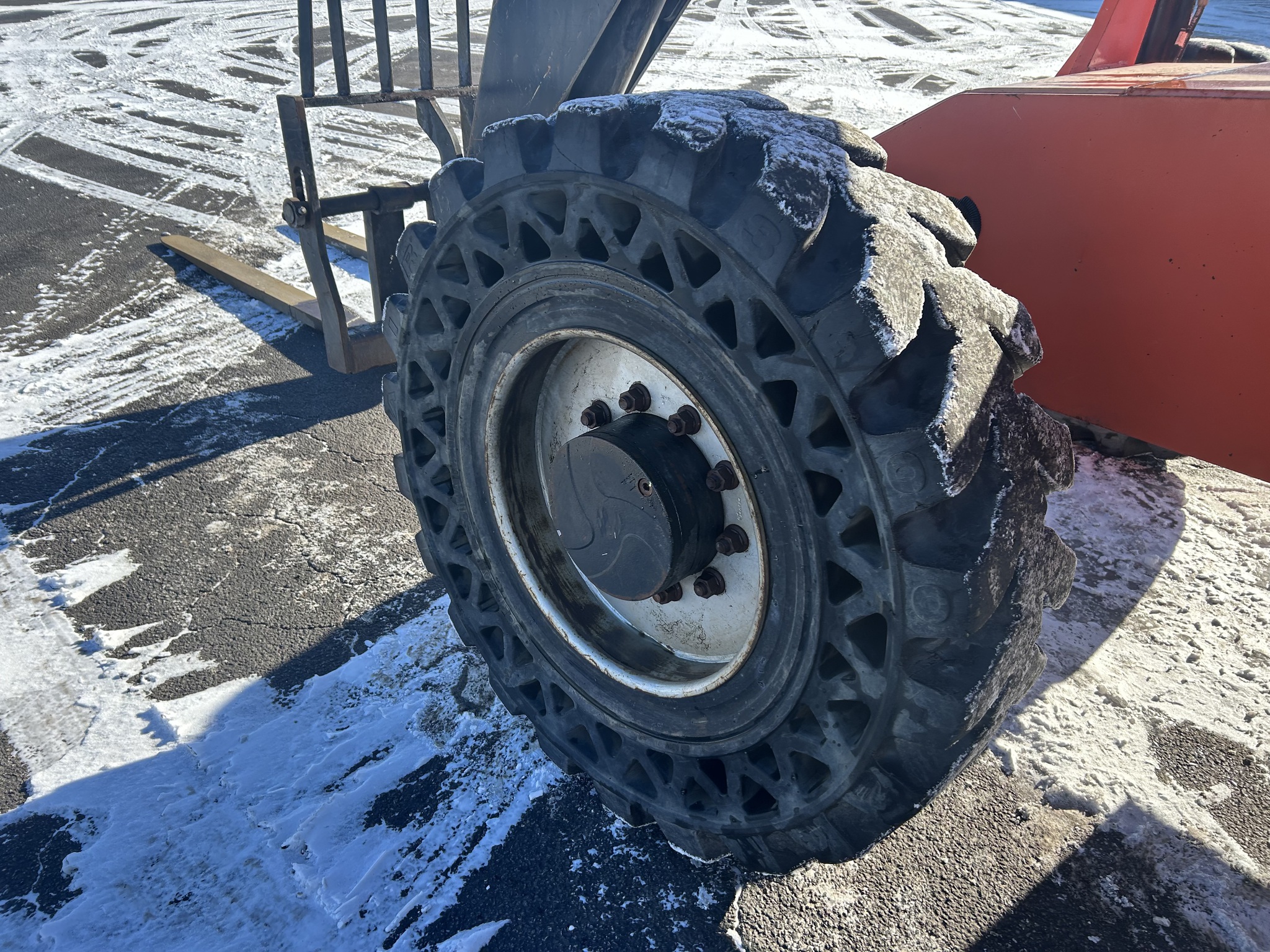 2016 Skytrak 6042 Image 11