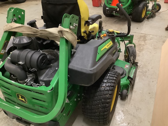 Photo of 2023 John Deere Z930M