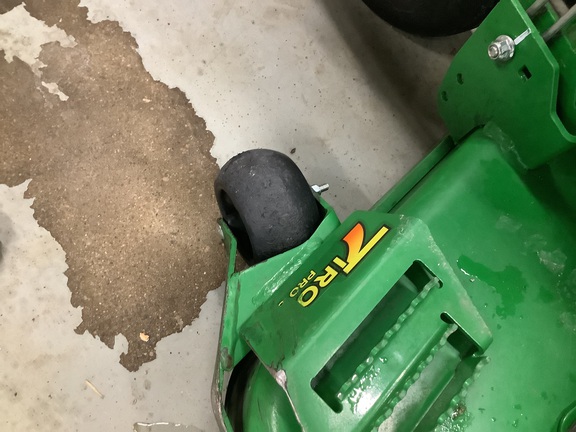 Photo of 2023 John Deere Z930M