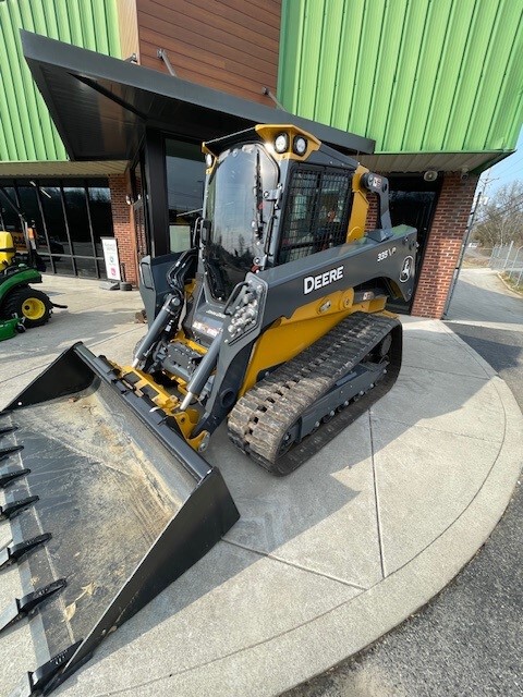 2025 John Deere 335 P Image 1