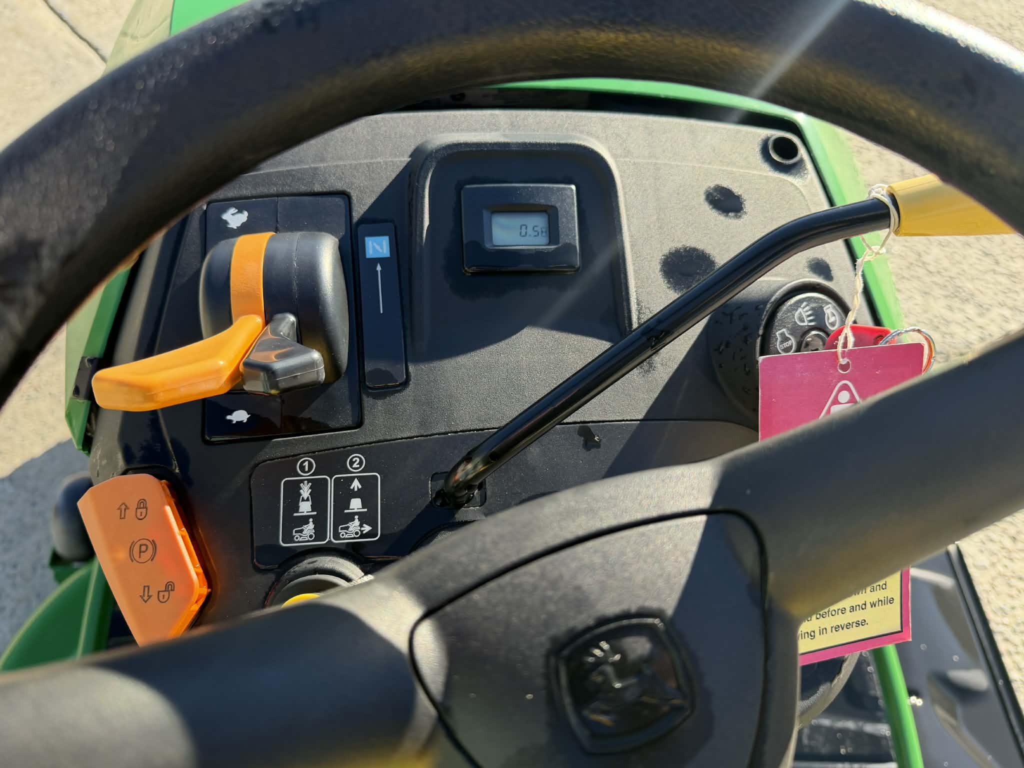 2025 John Deere S220 Image 5