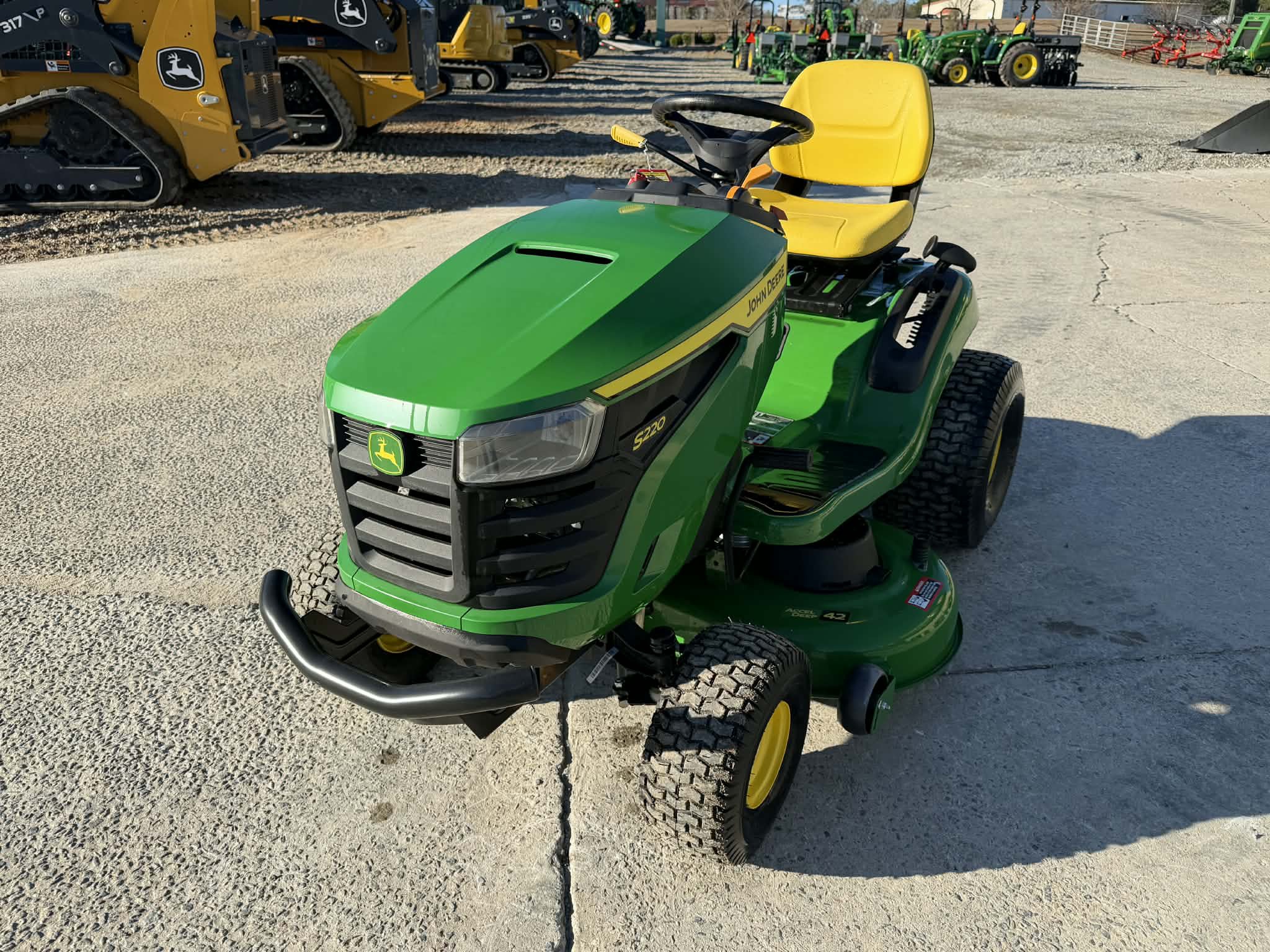2025 John Deere S220 Image 1