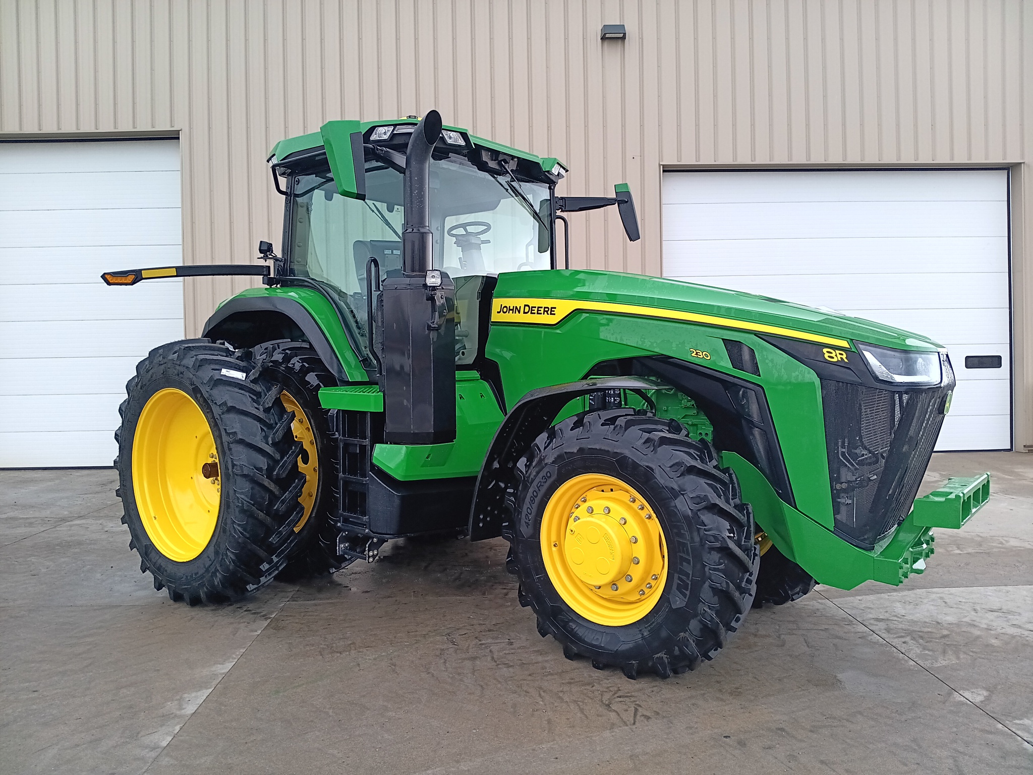 2024 John Deere 8R 230 Image 1