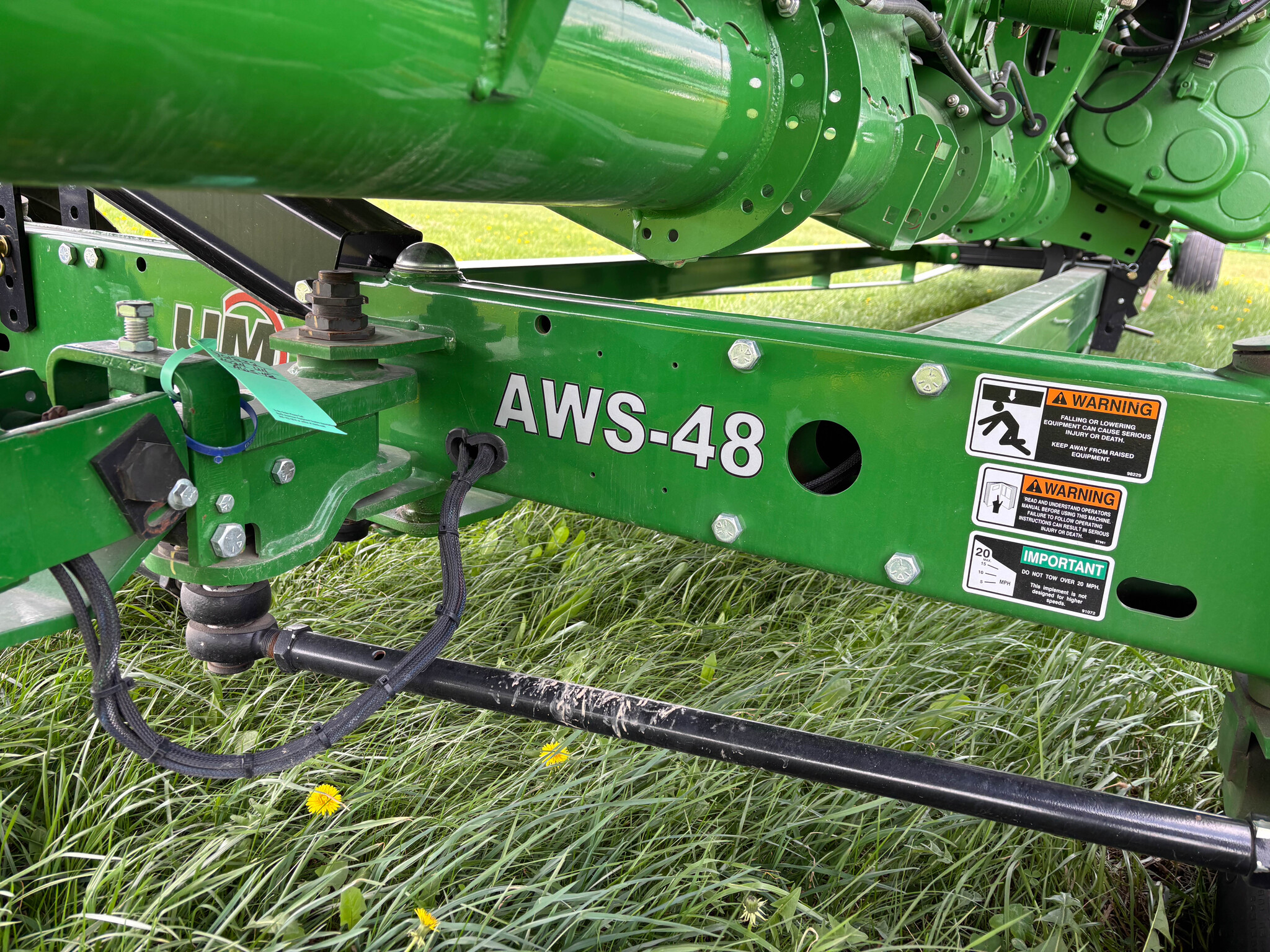 Used -- Unverferth AWS-48 Header carts at Koenig Equipment in Anna, OH - PhotoXL4