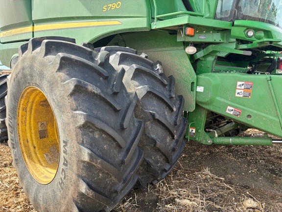 2020 John Deere S790 (8th thumbnail)
