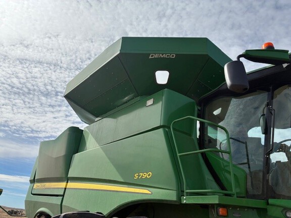 2020 John Deere S790 (9th thumbnail)
