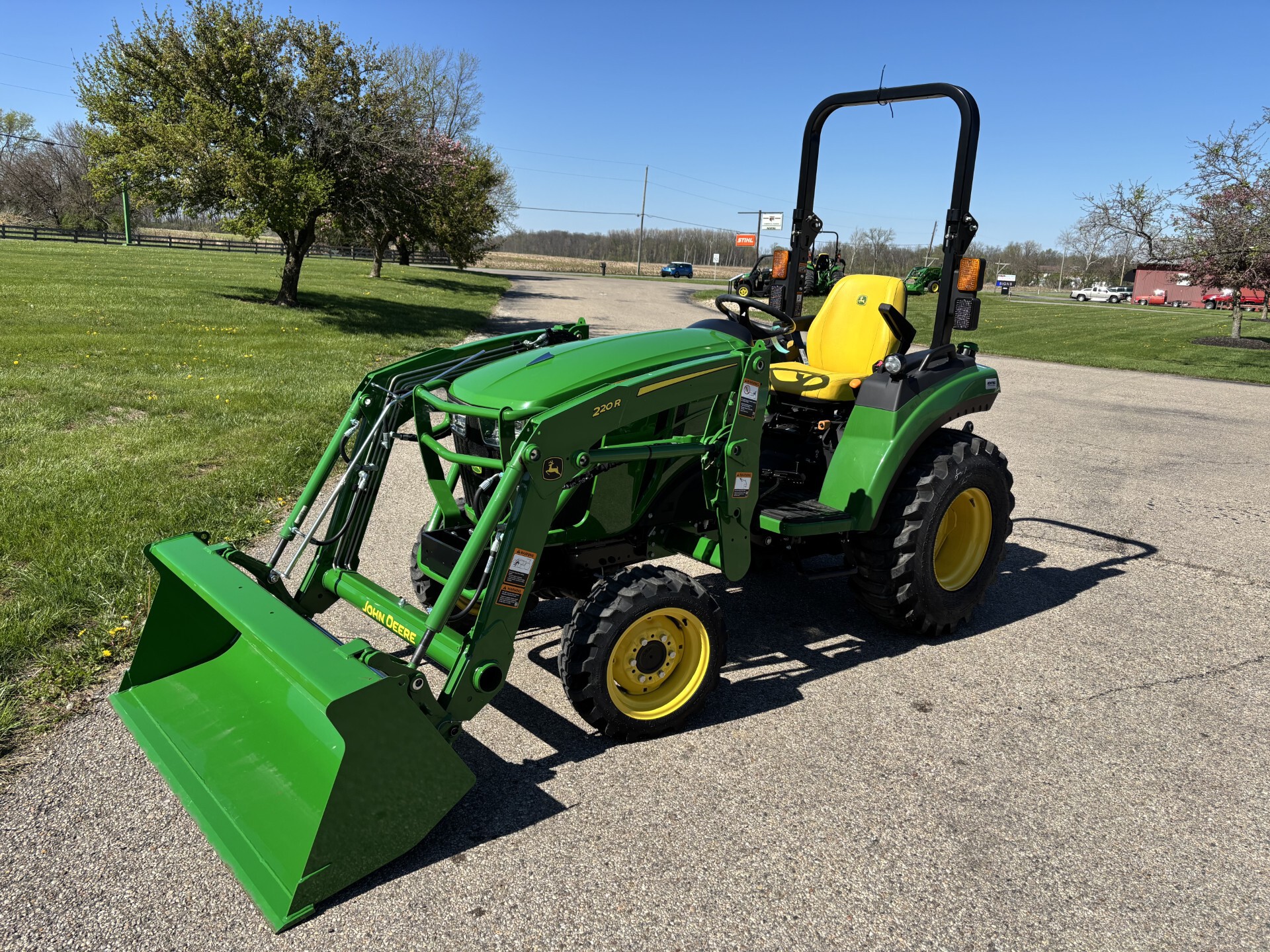 New In-Stock 2025 John Deere 2032R Compact Utility Tractors at Koenig Equipment in Germantown, OH - PhotoXL0