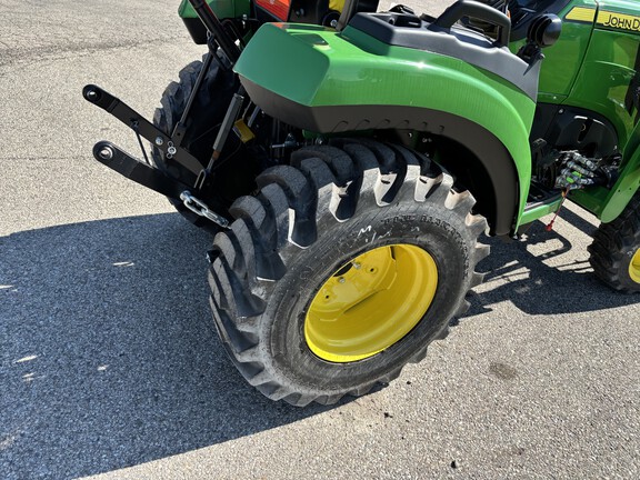New In-Stock 2025 John Deere 2032R Compact Utility Tractors at Koenig Equipment in Germantown, OH - Photo11
