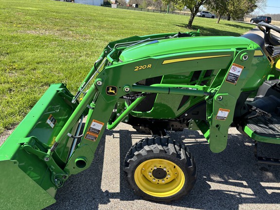 New In-Stock 2025 John Deere 2032R Compact Utility Tractors at Koenig Equipment in Germantown, OH - Photo13