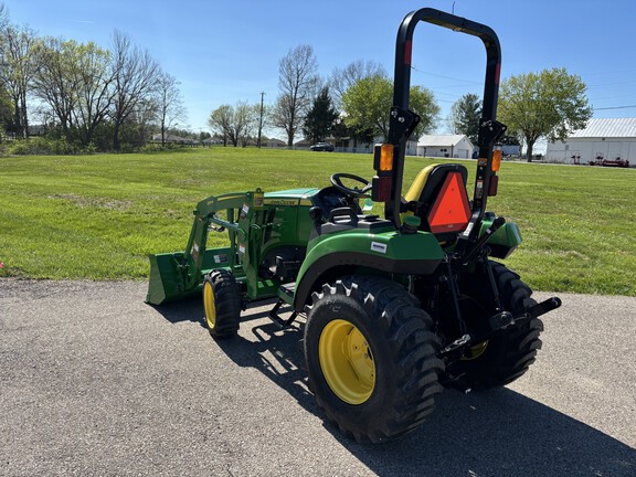 New In-Stock 2025 John Deere 2032R Compact Utility Tractors at Koenig Equipment in Germantown, OH - Photo6