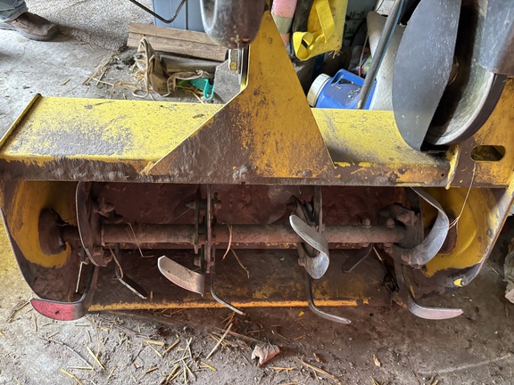 Photo of 1998 John Deere 325