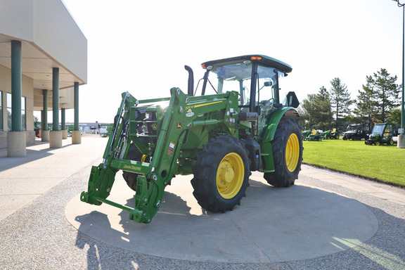 New In-Stock 2026 John Deere 5090E Premium Cab Tractor + Loader Utility Tractors at Horizon Ag & Turf in Horizon Ag & Turf,  - Photo5