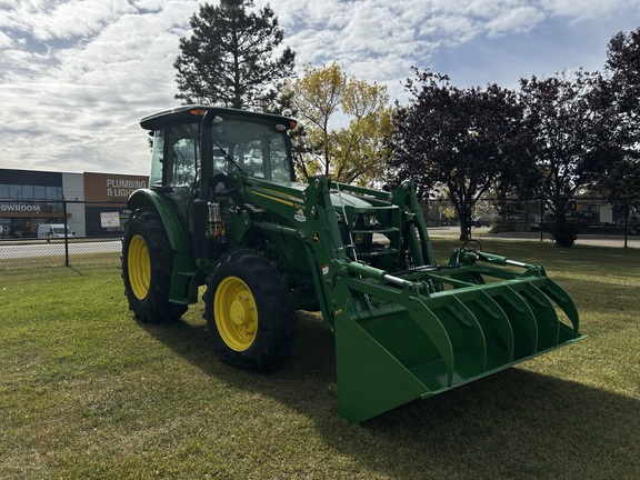 New In-Stock 2026 John Deere 5090E Premium Cab Tractor + Loader Compact Utility Tractors at Horizon Ag & Turf in Horizon Ag & Turf,  - Photo2