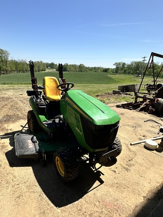 Photo of 2013 John Deere 1025R