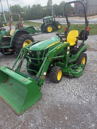 2017 John Deere 1025R