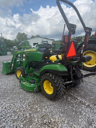 2017 John Deere 1025R