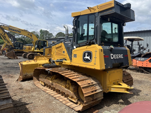 Photo of a 2023 John Deere 700L
