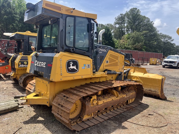2023 John Deere 700L