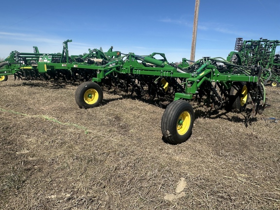 Used 2016 John Deere 1870 Air Drills and Seeders at Horizon Ag & Turf in Lloydminster, AB - Photo6
