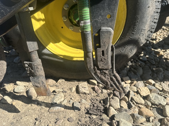 Used 2016 John Deere 1870 Air Drills and Seeders at Horizon Ag & Turf in Lloydminster, AB - Photo28