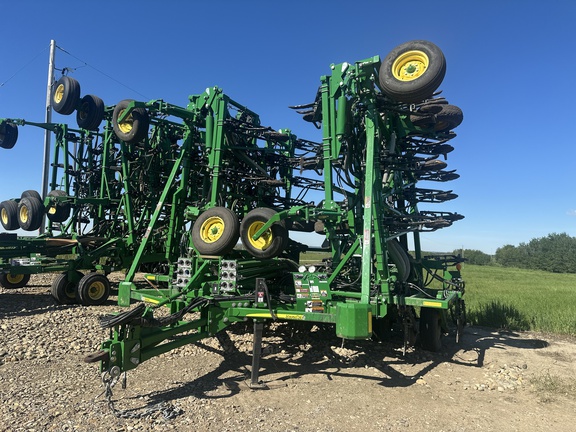 Used 2016 John Deere 1870 Air Drills and Seeders at Horizon Ag & Turf in Lloydminster, AB - Photo34