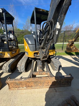 Photo of a 2020 John Deere 35G