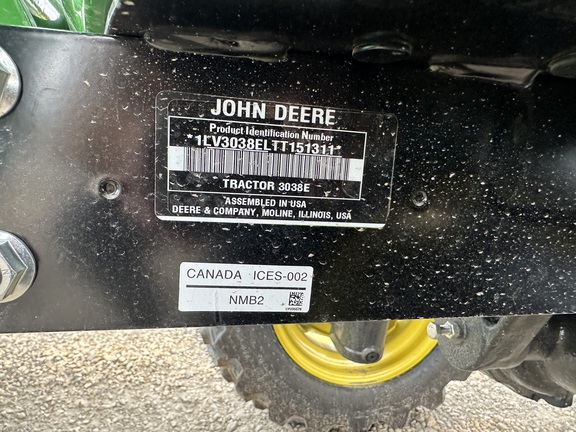 2026 John Deere 3038E - Photo2