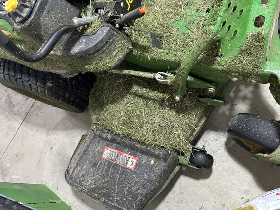 Used 2020 John Deere Z915E Zero Turn Mowers at Koenig Equipment in Richmond, IN - Photo7