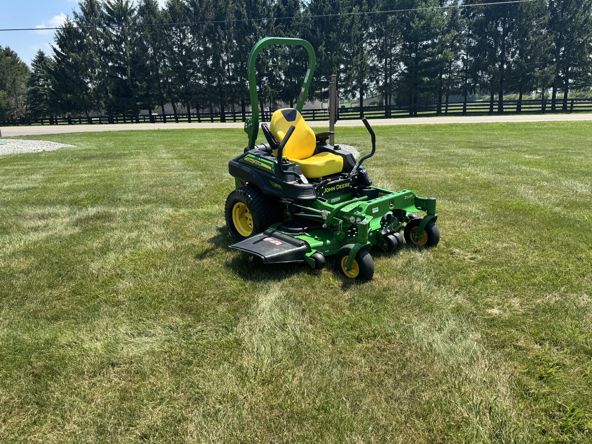 Used 2020 John Deere Z915E Zero Turn Mowers at Koenig Equipment in Urbana, OH - PhotoXL0