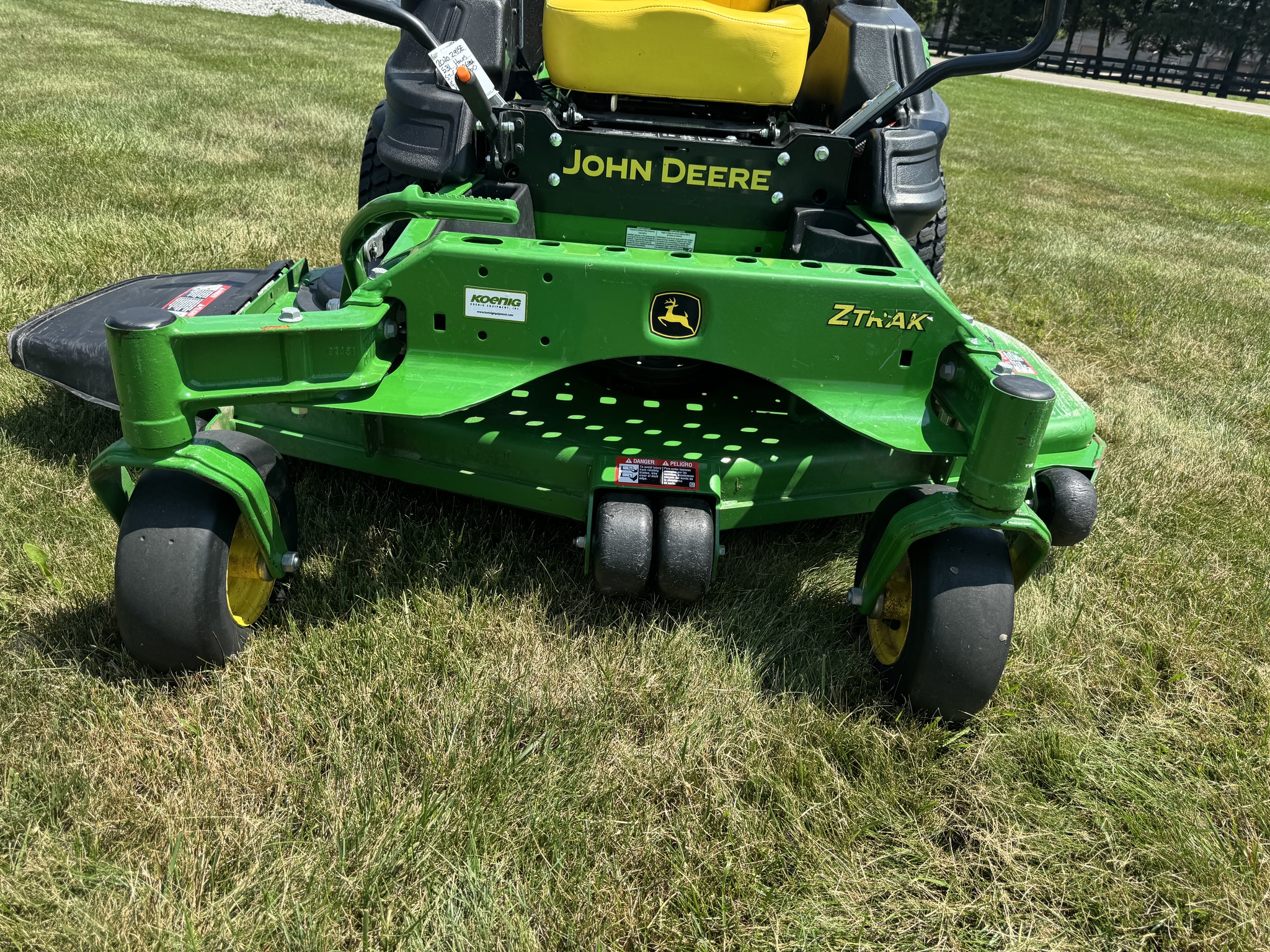 Used 2020 John Deere Z915E Zero Turn Mowers at Koenig Equipment in Urbana, OH - PhotoXL6