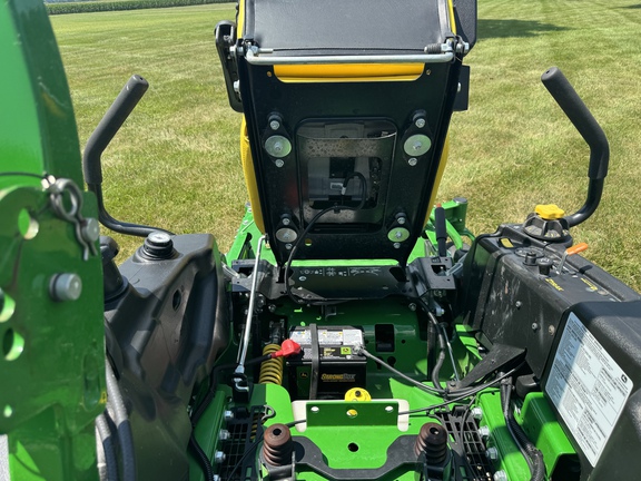 Used 2020 John Deere Z915E Zero Turn Mowers at Koenig Equipment in Urbana, OH - Photo18