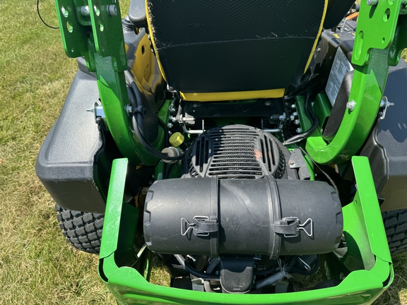 Used 2020 John Deere Z915E Zero Turn Mowers at Koenig Equipment in Urbana, OH - Photo22