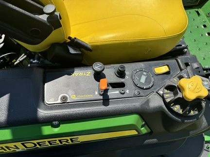 Used 2020 John Deere Z915E Zero Turn Mowers at Koenig Equipment in Urbana, OH - Photo15
