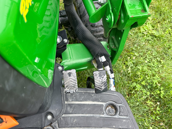 2021 John-Deere 1025R