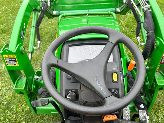 2021 John-Deere 1025R