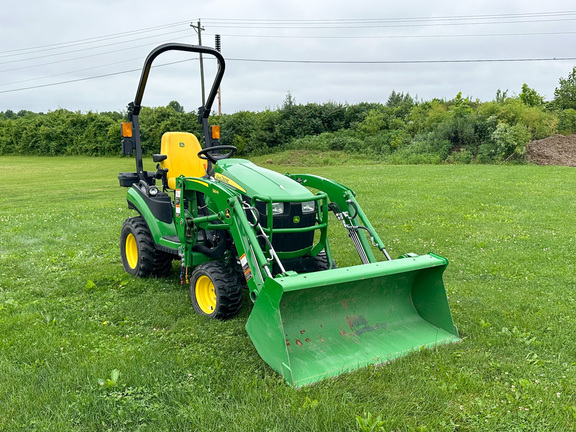 2021 John-Deere 1025R