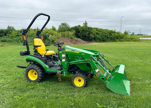 2021 John-Deere 1025R