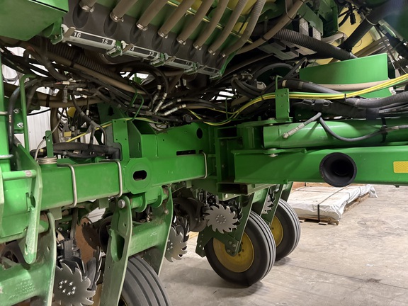 2024 John Deere 1775NT - Photo13