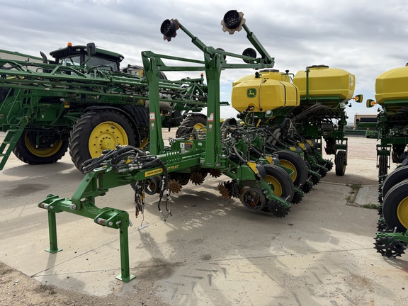 2024 John Deere 1775NT - Photo6