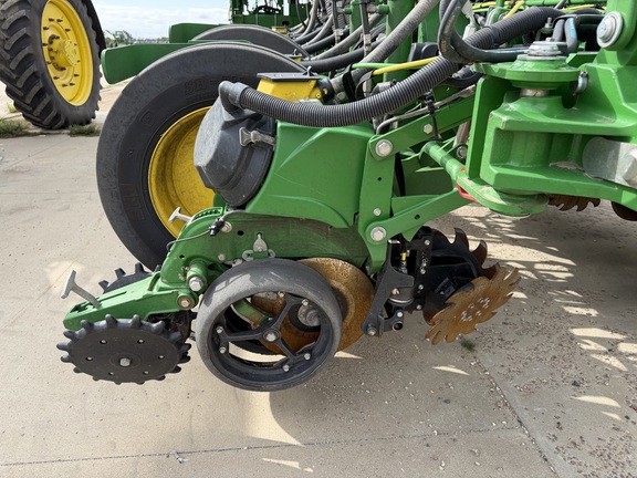 2024 John Deere 1775NT - Photo20